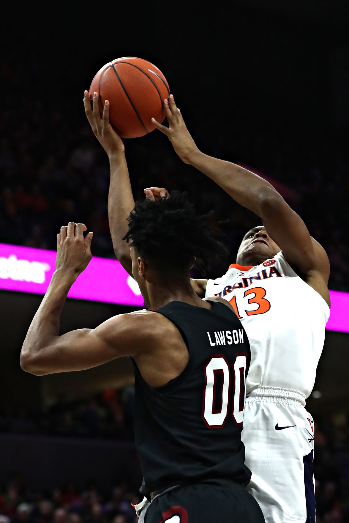 20191222_cdp_sports_uvahoops383.JPG